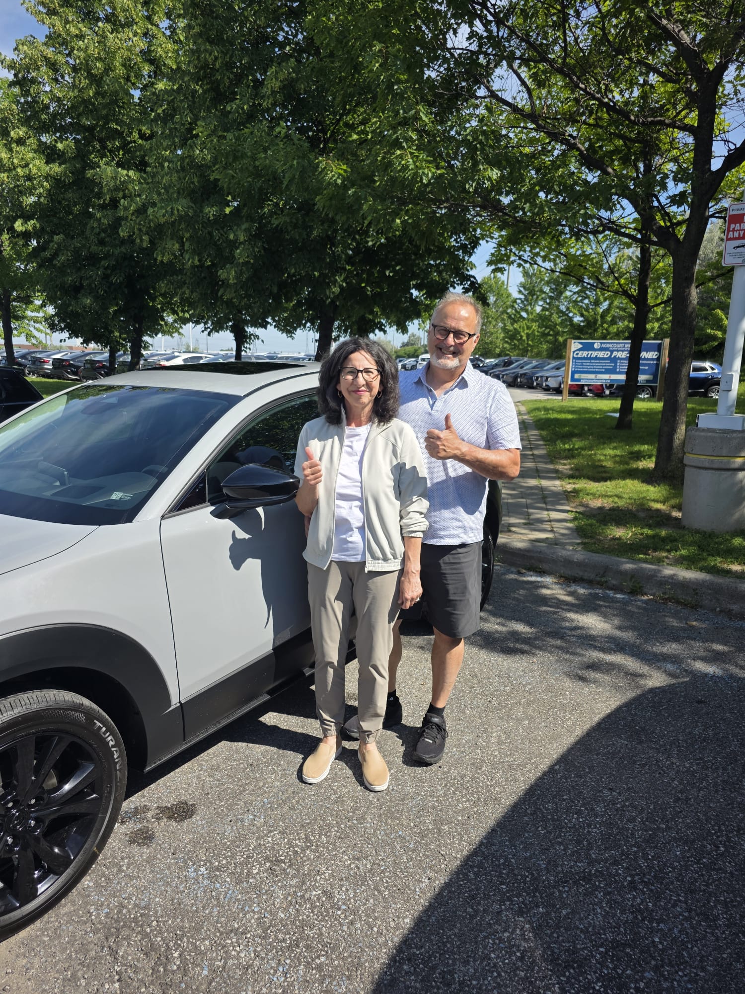 Happy Car Help Canada client with their new car