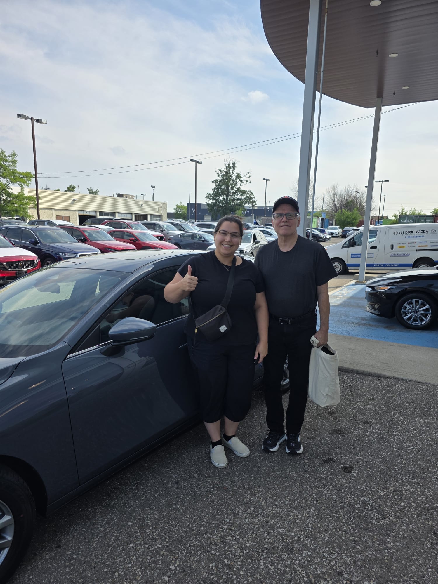 Happy Car Help Canada client with their new car
