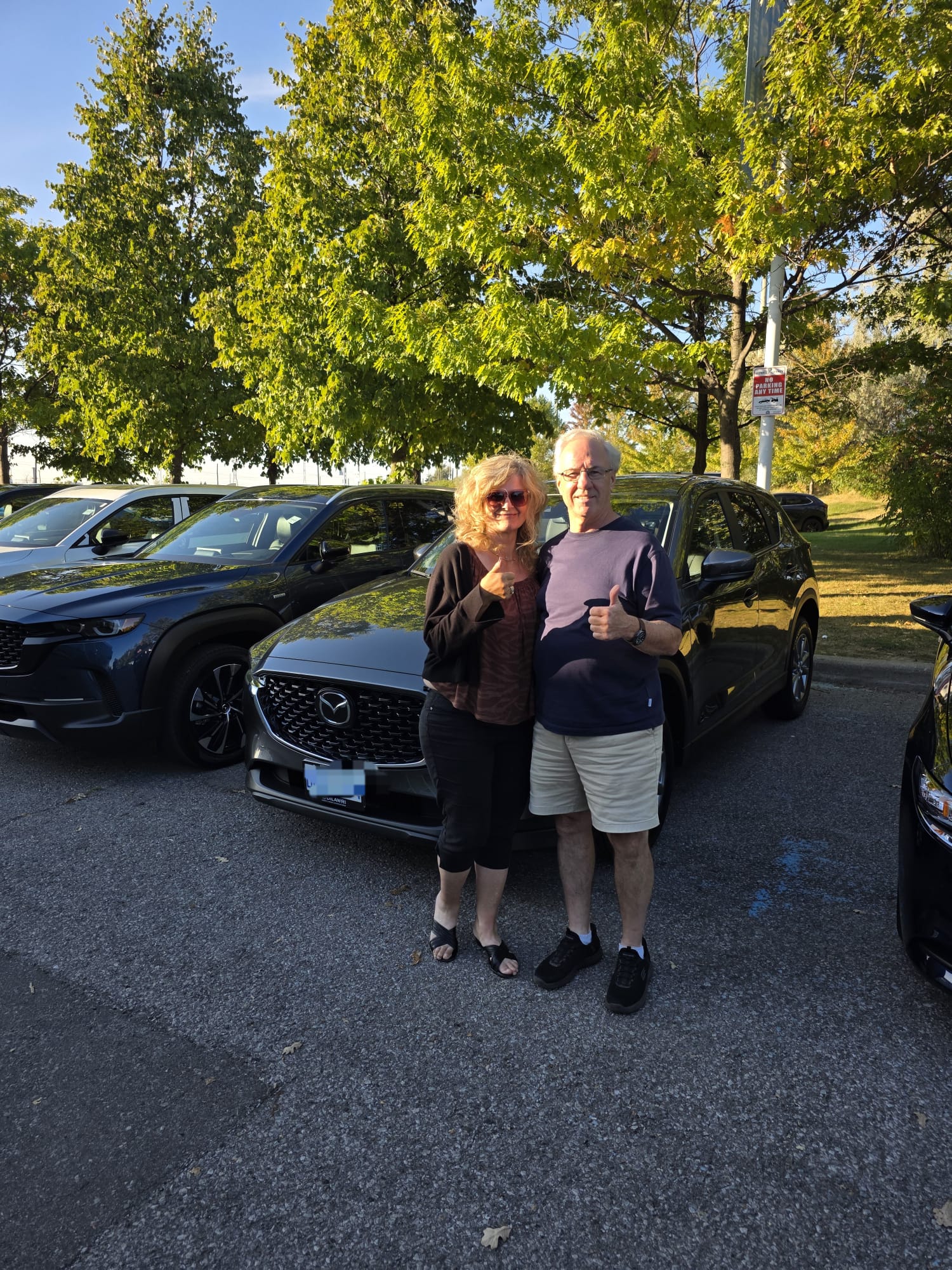 Happy Car Help Canada client with their new car