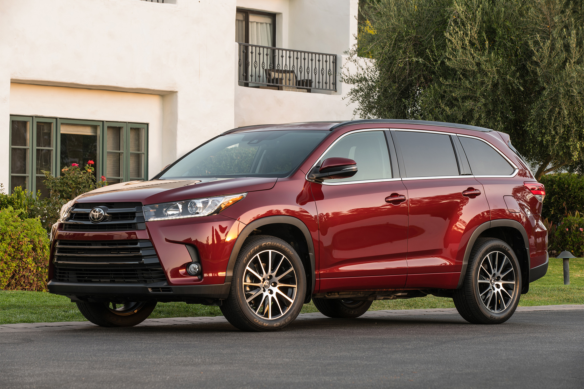 2017 Toyota Highlander Test Drive And Review Specifications