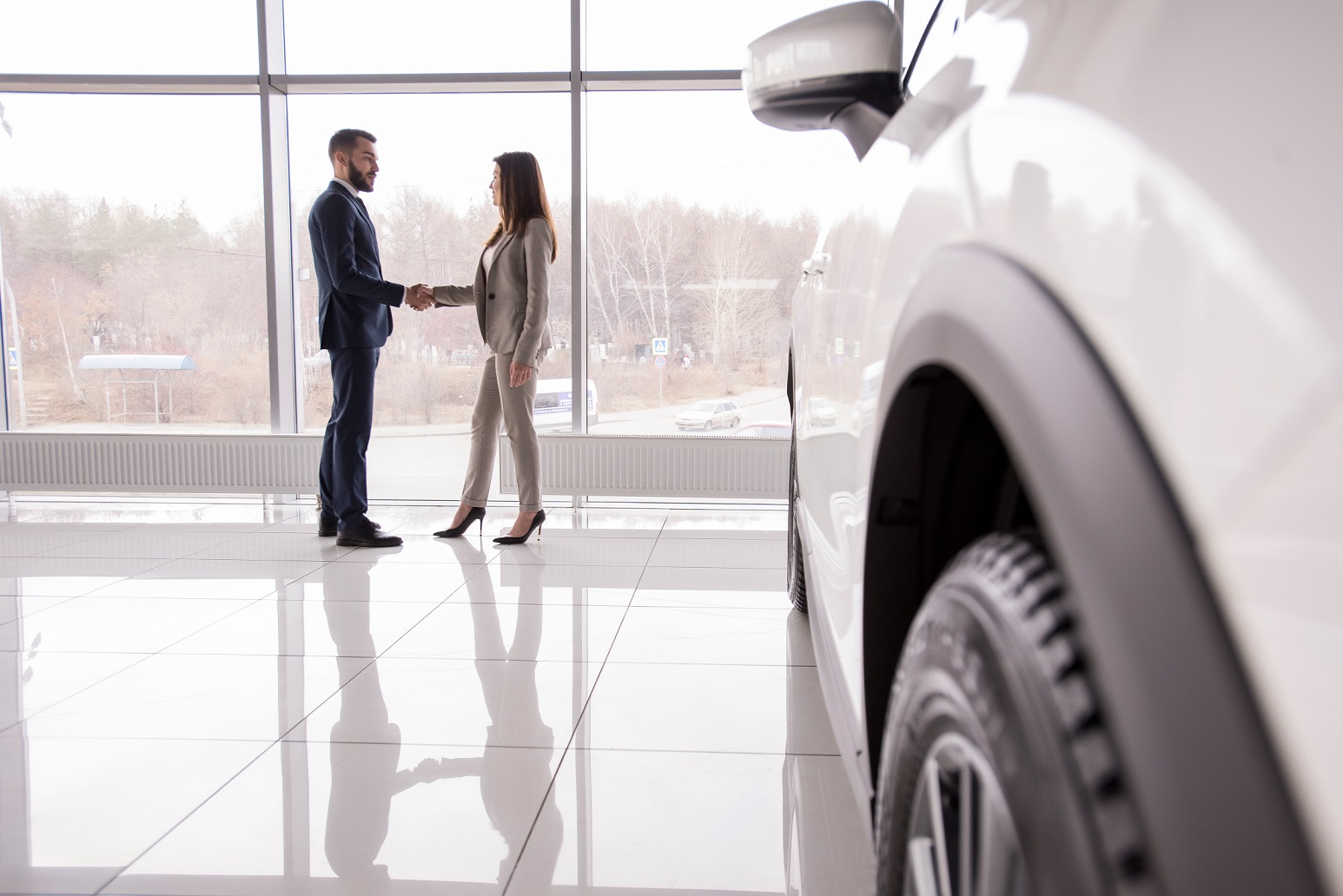 Not too fast! Here’s what you should know about financing a car before securing your deal for new wheels.